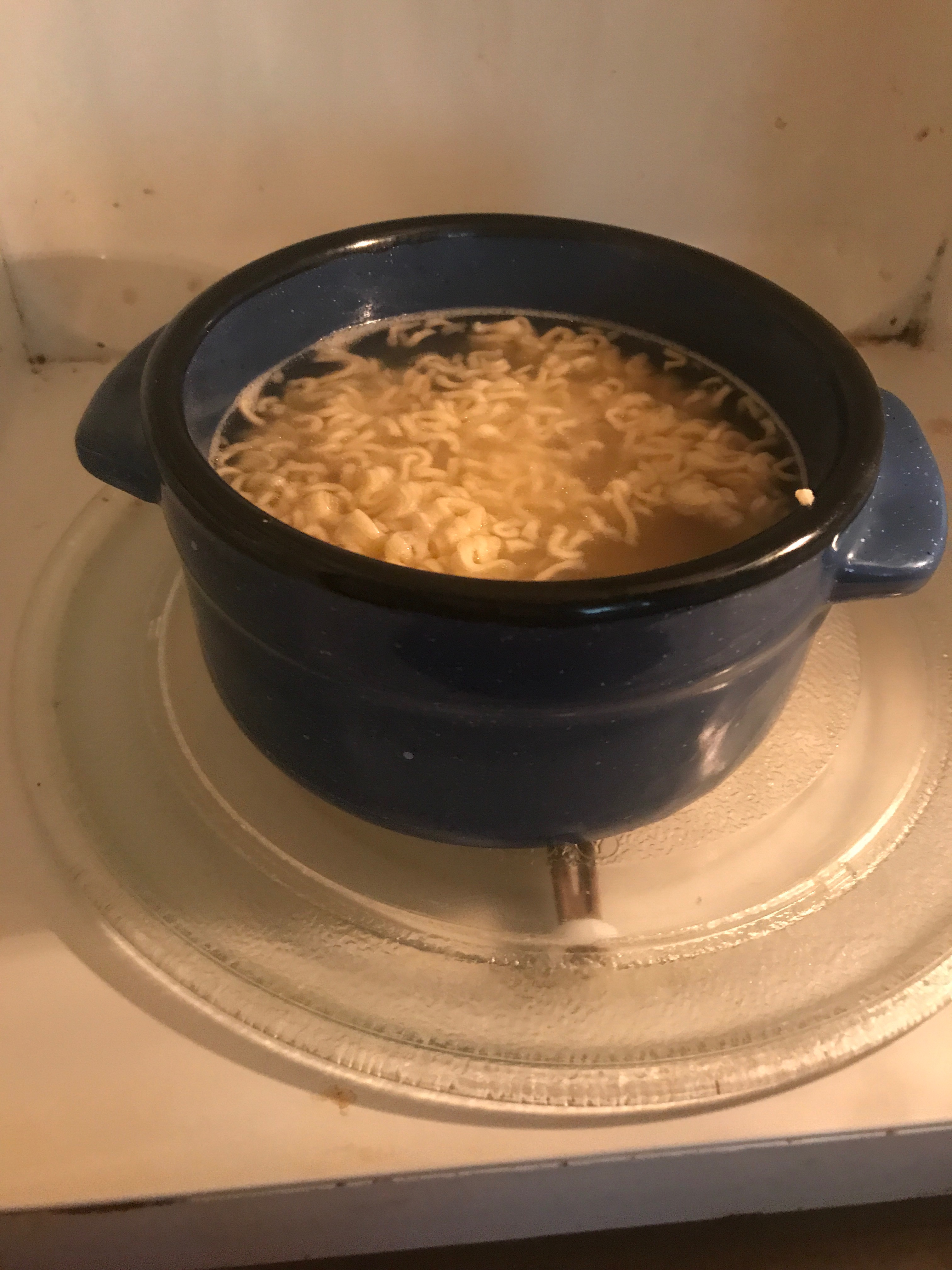 What Happens If You Heat Up Ramen In Microwave?